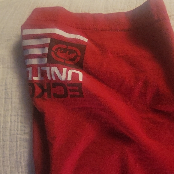 Red echo unlimited shirt large - Picture 2 of 3